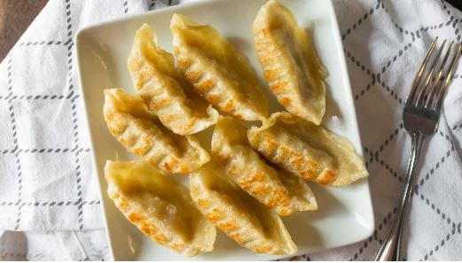 Pot Stickers (8 Pieces).